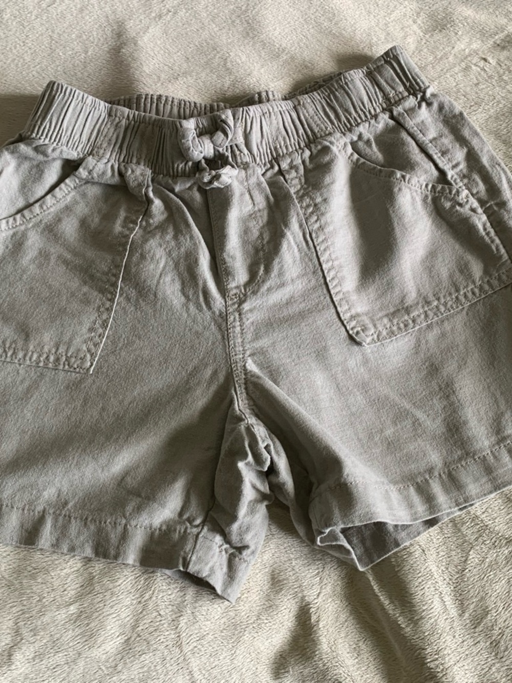 Women's Elastic Waist Utility Shorts - Light tan